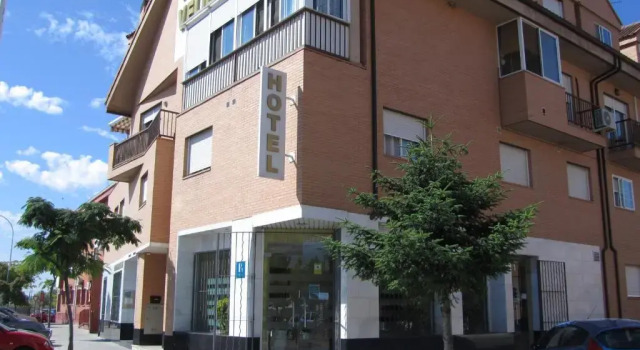 UP Hotel Velilla, Book Hotel Velilla de San Antonio Community of Madrid