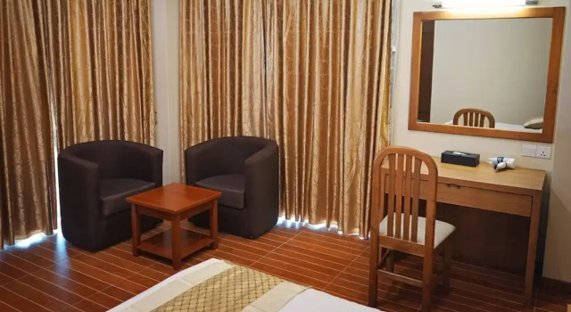 Одноместный люкс Hotel 99 Yangon