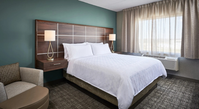 Staybridge Suites Niagara-On-The-Lake by IHG