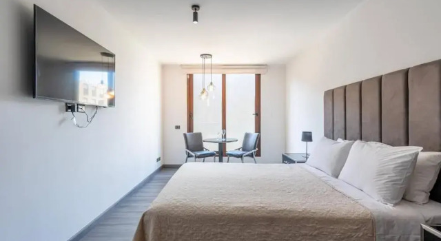 Lofts Con Piscina En Santiago, Book Hotel Hotels in Metropolitan Region with Parking, near Parque Quinta Normal, Parking