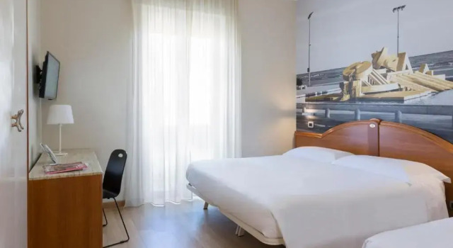Трёхместный номер B&B Hotel Pescara