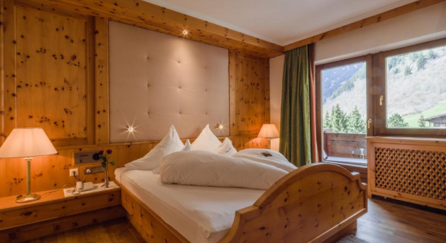 Двухместный номер Superior с видом на горы Relais&Châteaux Spa-Hotel Jagdhof