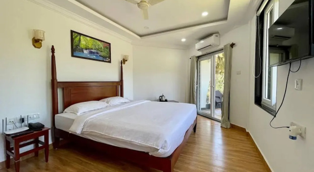 Номер Deluxe с балконом Palm Paradise Resort