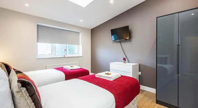 South Woodford 2 Bed En-Suite House, Varaa Huoneisto Asunnot kohteessa Merseyside, Huoneisto