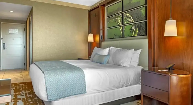 Номер Superior Omni Louisville Hotel