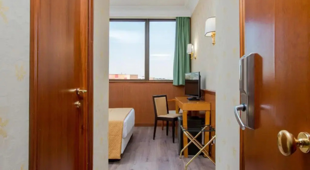Двухместный номер Standard Hotel The Brand Roma