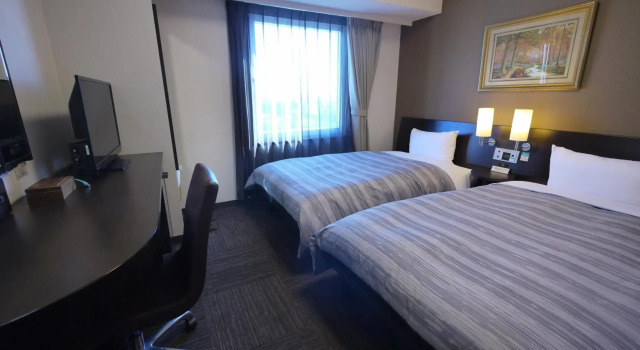 Hotel Route-Inn Nagahama Inter, Rezerwuj Hotel Nagahama Lake Biwa