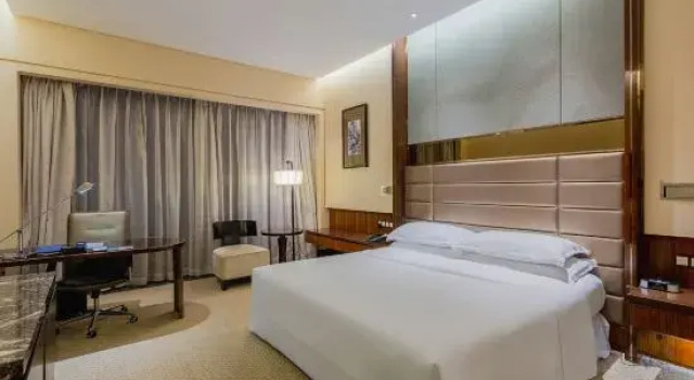 Клубный номер Standard Sheraton Hefei Xinzhan Hotel