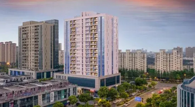 Oufei Hotel (Pinghu China Clothing City), Prenota Hotel Hotel a Jiaxing con parcheggio, Parcheggio