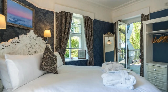 Foyers Bay Country House, Rezervați Hotel Hoteluri în Highlands cu mic dejun, Mic dejun