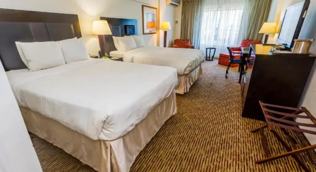 Четырёхместный номер Standard Radisson Hotel Trinidad