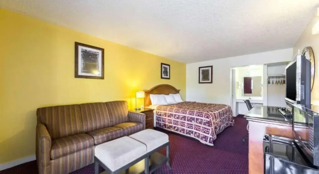 Номер Standard Home Suites Hill Country