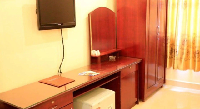 Tuan Viet Hotel