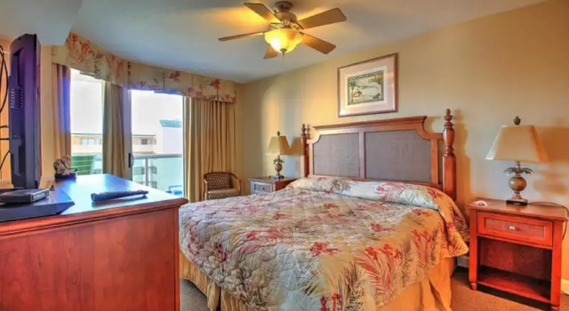 Malibu Pointe by Elliott Beach Rentals, Забронировать Отель Отели Норт-Миртл-Бич 3 звезды, рядом с Possum Trot Golf Club, 3*