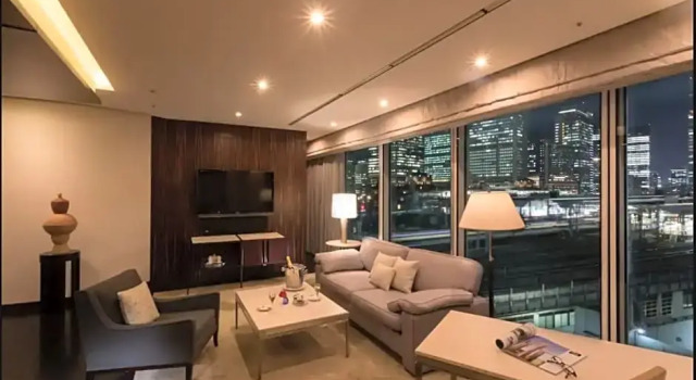 Двухместный люкс c 1 комнатой Four Seasons Hotel Tokyo at Marunouchi