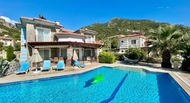 Вилла 4 Bedroom - 3 Bathroom - 8 Person, Private Pool - Private 1000m2 Garden, DETACHED Villas, Unlimited WiFi - Free Parking