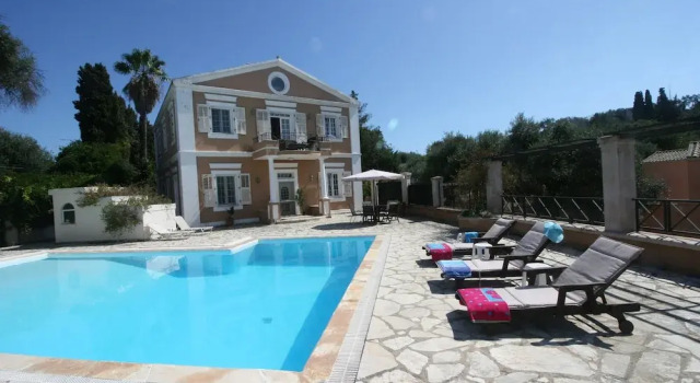 Вилла с 3 комнатами Durrell Corfu Strawberry-pink Villa