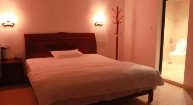 The Sleepy Teepee Hotel