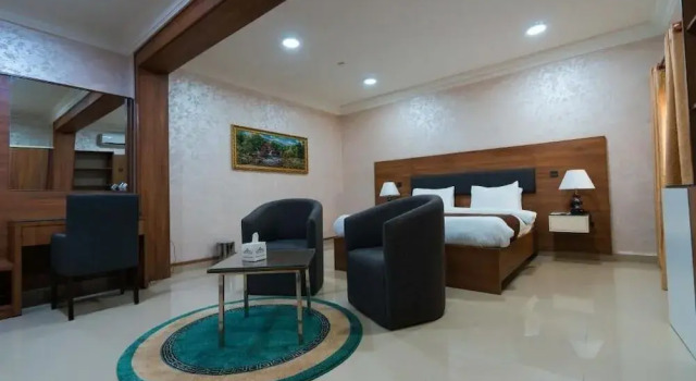 Phoenicia Suites