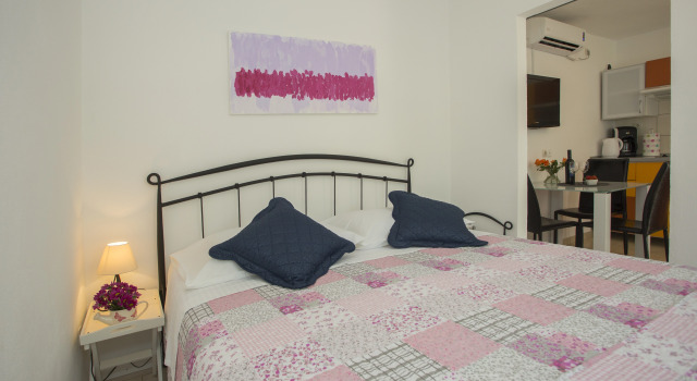 Apartment Alma, Prenota Appartamento Splitska 