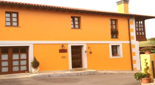 Casa Rural Salguero de Abajo, Reservar Hotel Perlora Costa Verde