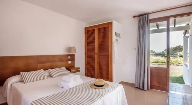 Студия Economy Bungalows Es Pins - Emar Hotels