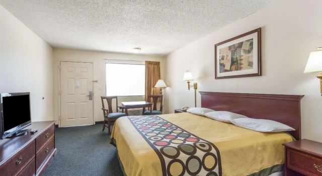Двухместный номер Standard Super 8 by Wyndham Slidell