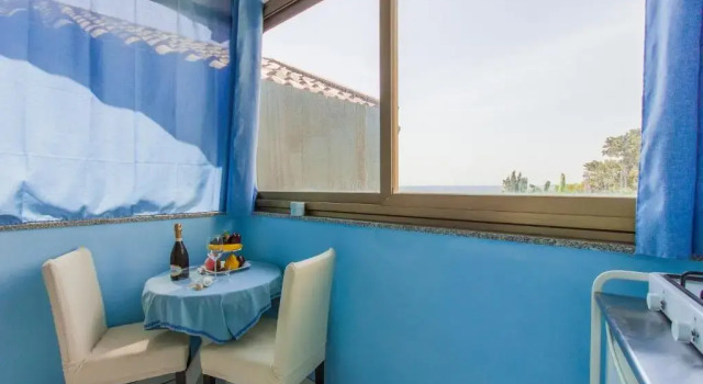 Casa Azzurra Front Beach