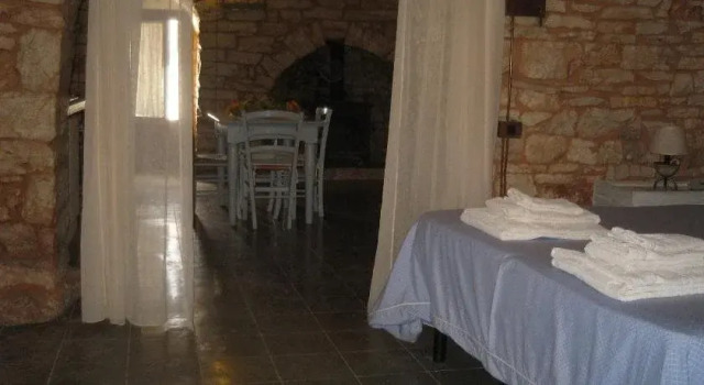Masseria Colombo, Book Hotel Hotels in Murgia with Parking, Parking