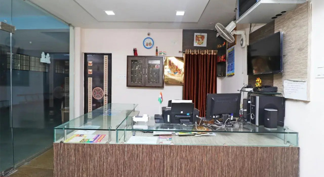Sharda Homes By OYO Rooms