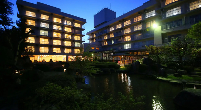 Ooedo Onsen Monogatari Hotel Shinko, Boek Hotel Fuefuki 