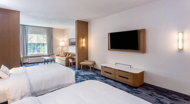 Четырёхместный люкс Fairfield Inn & Suites by Marriott Jasper