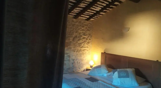 Chambre dhôtes face au lavoir, Забронировать Отель «постель и завтрак» Метами Route de la Lavande
