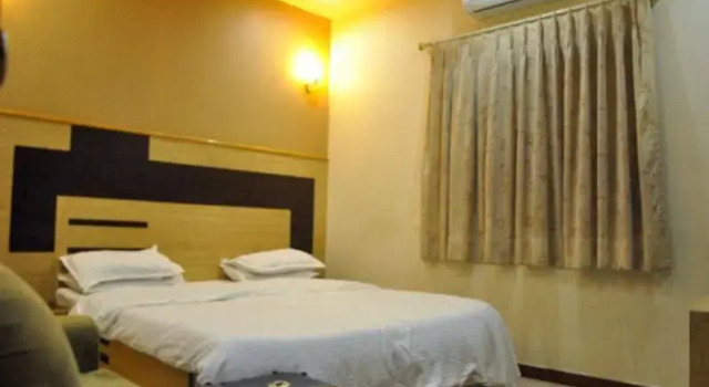 Hotel Evershine, Rezerwuj Hotel Hotele w Gujarat ze śniadaniem, Śniadanie