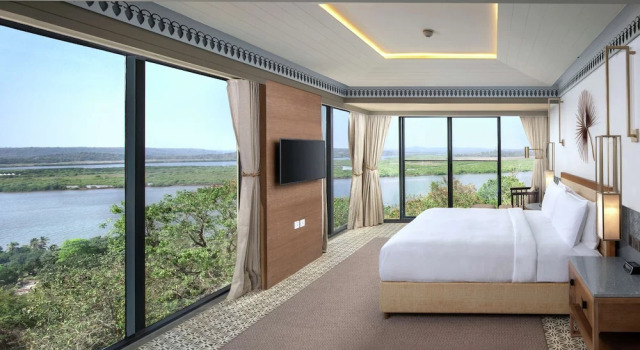 Люкс Presidential с видом на реку DoubleTree by Hilton Goa - Panaji