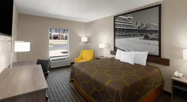 Двухместный номер Standard с видом на бассейн Super 8 by Wyndham Shepherdsville - Louisville South I65