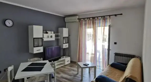 Apartment Martina, Prenota Appartamento Hotel a Isole Quarnerine con parcheggio, Parcheggio