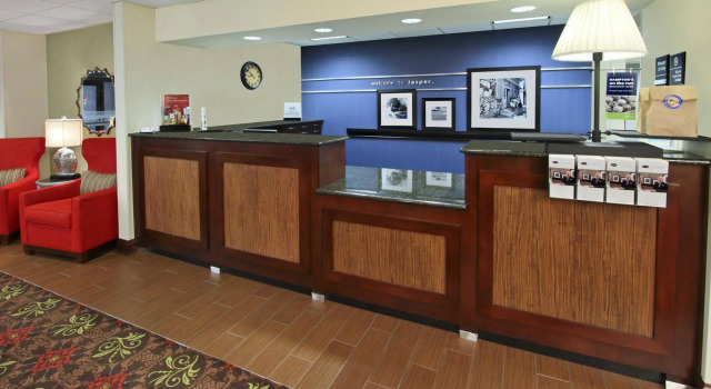 Hampton Inn Jasper, Rezerwuj Hotel Jasper Indiana