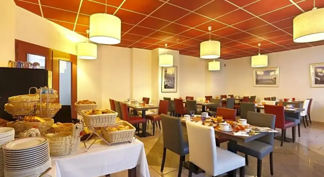 Номер Standard с балконом Logis Hotel Arc En Ciel