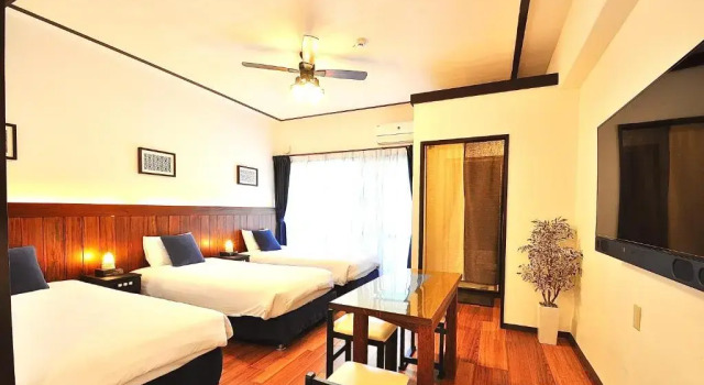 Трёхместный номер Standard Pension Sunset Beach