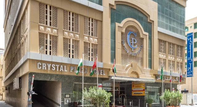 Отель Crystal Plaza