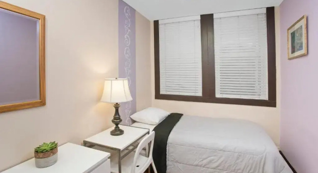 Одноместный номер Standard Chicago Parthenon Hostel