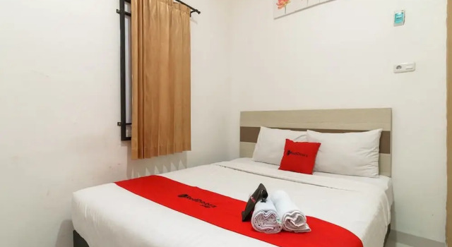 Номер Executive RedDoorz at Tara Homestay Palembang