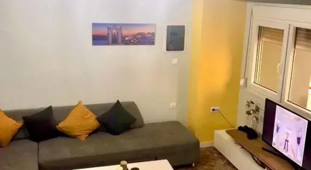 Apartment 100 square meters in perea 40 meters away from the sea