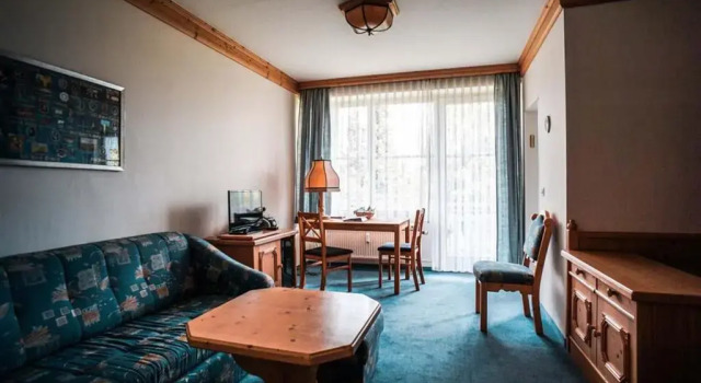 VisitAlps Wellness-Appartement an der Therme, Varaa Huoneisto Hotellit Baijeri pysäköinnillä, Pysäköinti