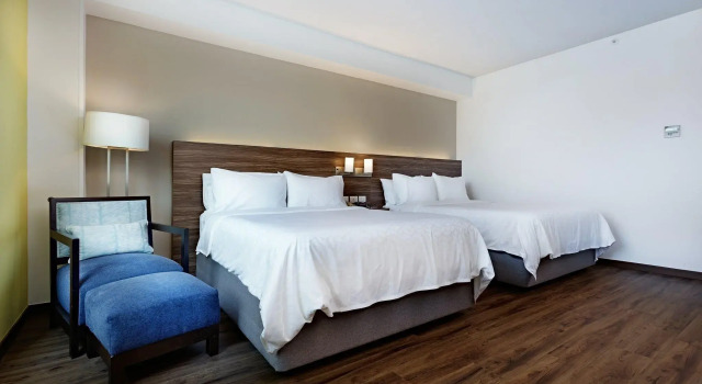 Четырёхместный номер Standard Holiday Inn Express Villahermosa by IHG