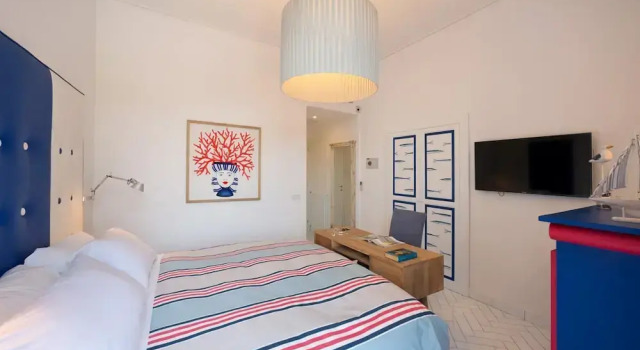 Appartamento La Terrazza sul Porto 2 With Sea View Beach Front