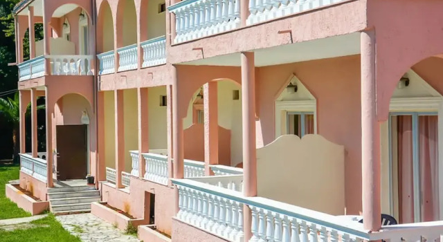 Corfu Garden Hotel, Забронировать Отель Отели периферии Ионических островов с парковкой, Парковка