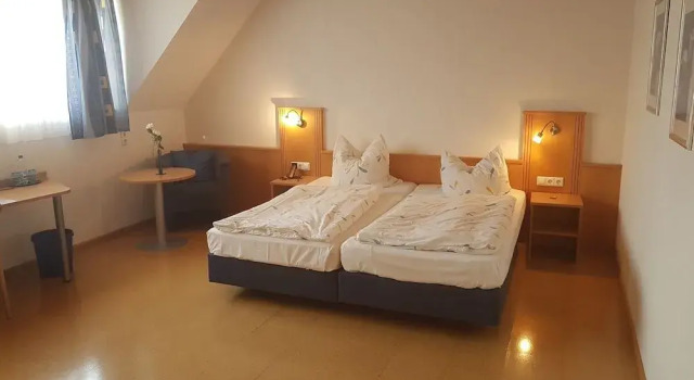 Andi´s Steakhüsli & Hotel, Reserva ahora Hotel Schopfheim Markgräflerland