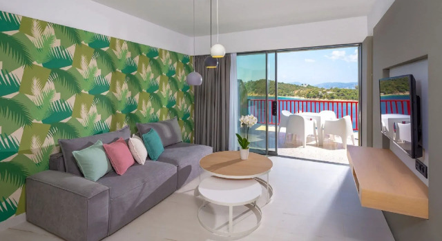 Люкс с видом на море Skiathos Palace Hotel